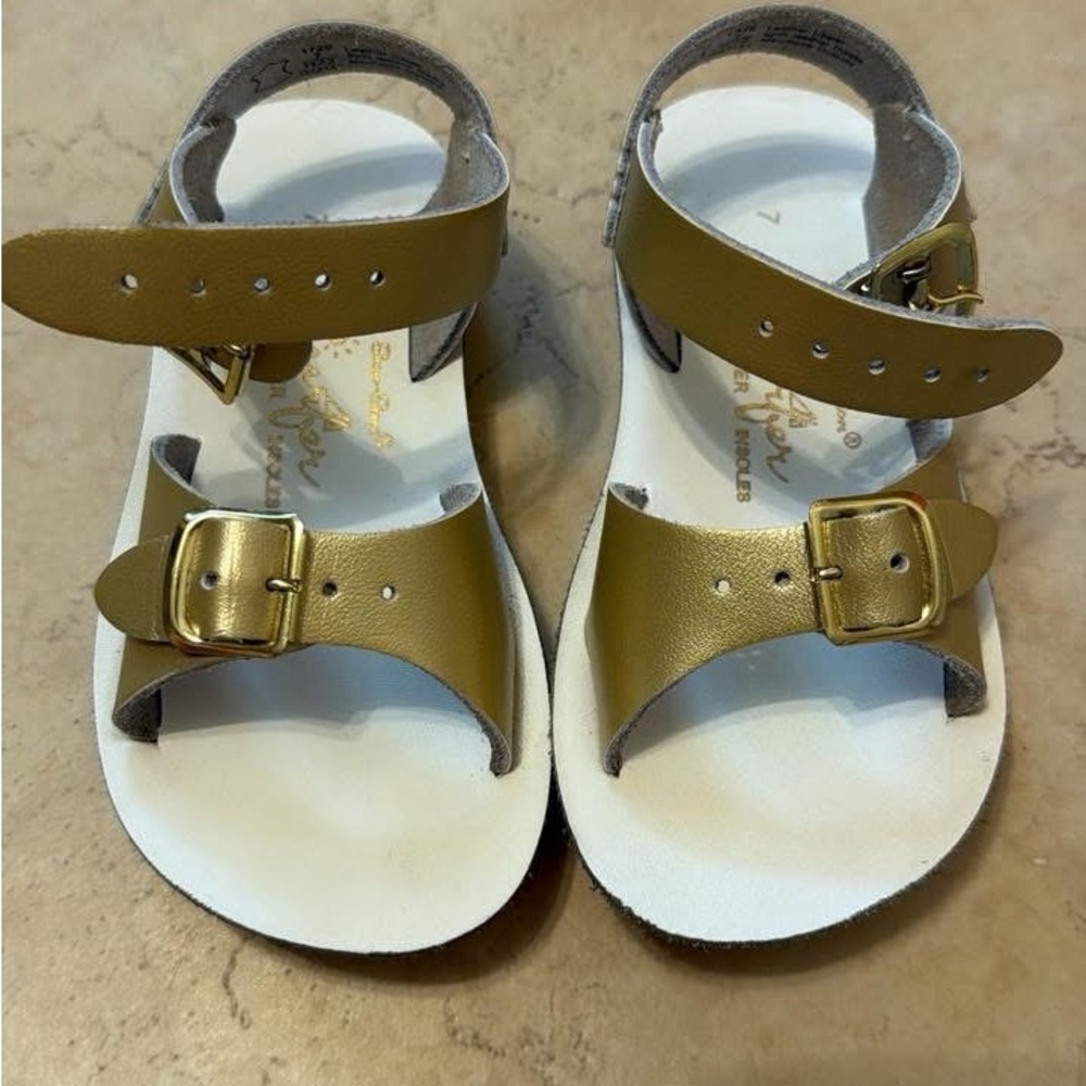 Sz 7 Gold Sun-Sans